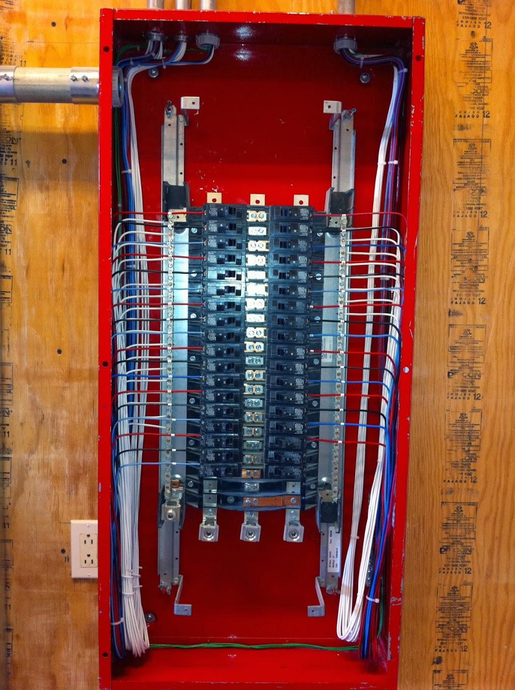 LCP Electrical Services | 52 Sunridge St, Richmond Hill, ON L4E 3T7, Canada | Phone: (416) 303-9653