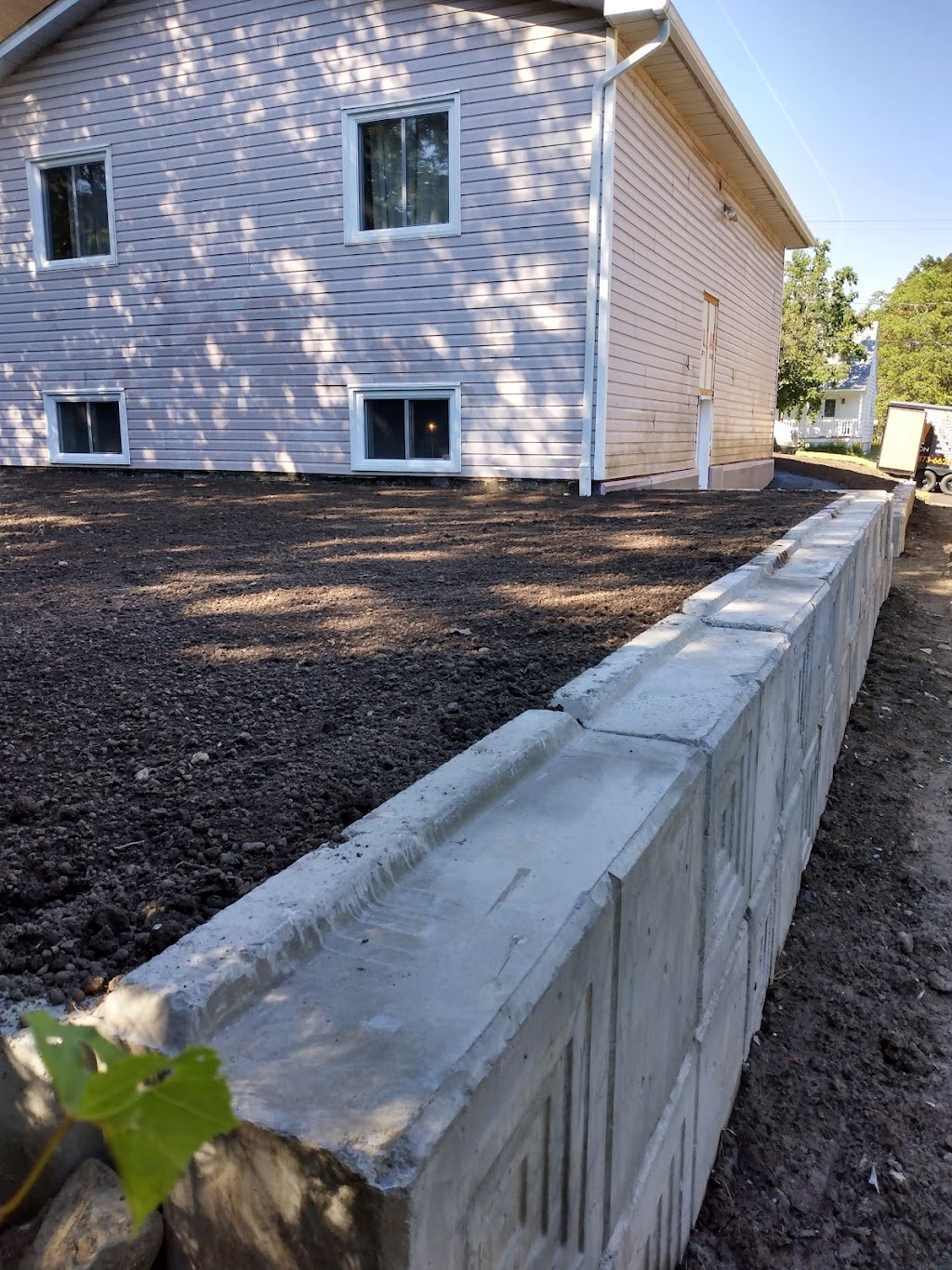 3M Excavation | 3090 Chem. de Sainte-Catherine, Sherbrooke, QC J1N 0C4, Canada | Phone: (873) 662-5454