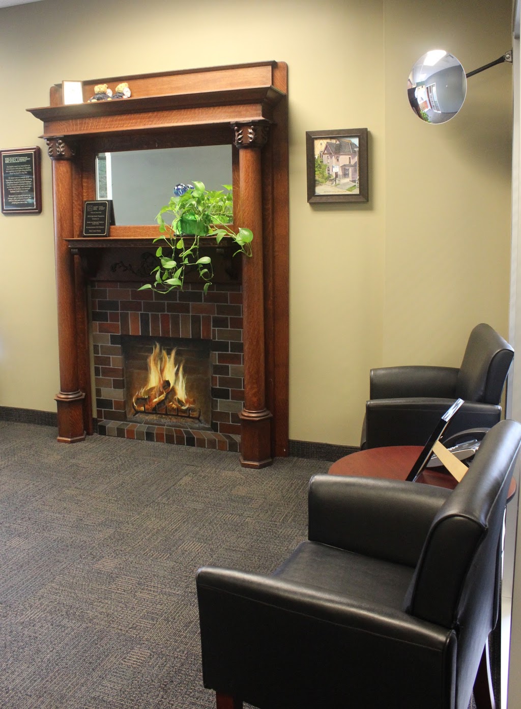 Healthcare and Municipal Employees Credit Union (Brantford Bran | 330 West St, Brantford, ON N3R 7V5, Canada | Phone: (519) 756-6942