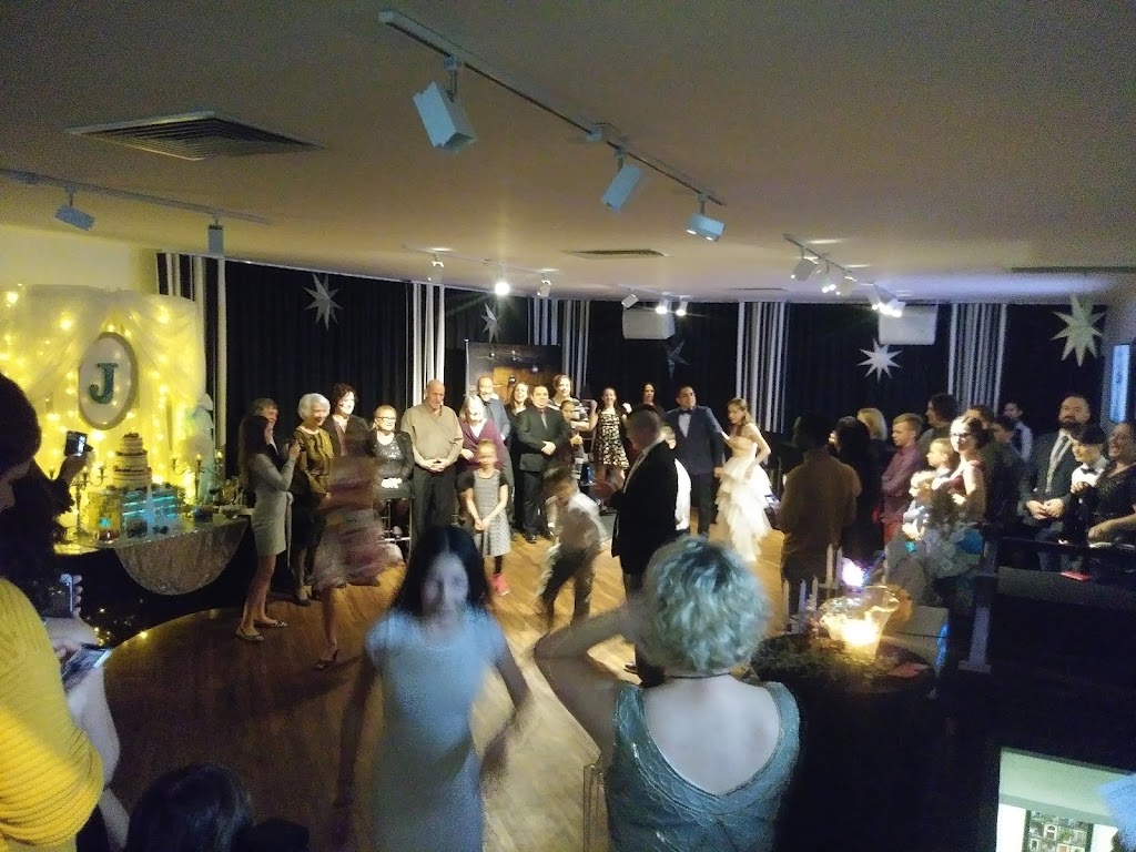 Traiteur La Courtisane | 5691 Rue Saint-Louis, Lévis, QC G6V 4E7, Canada | Phone: (418) 837-6480