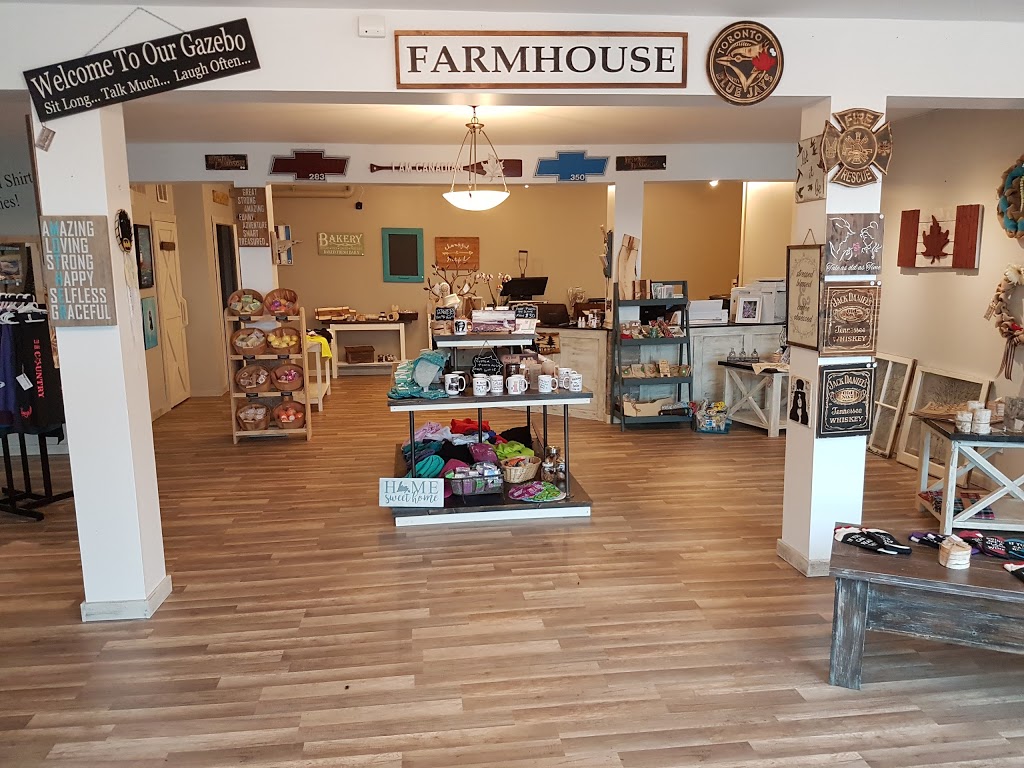 LilBit Country | 216 King Ave E, Newcastle, ON L1B 2A0, Canada | Phone: (905) 999-5581