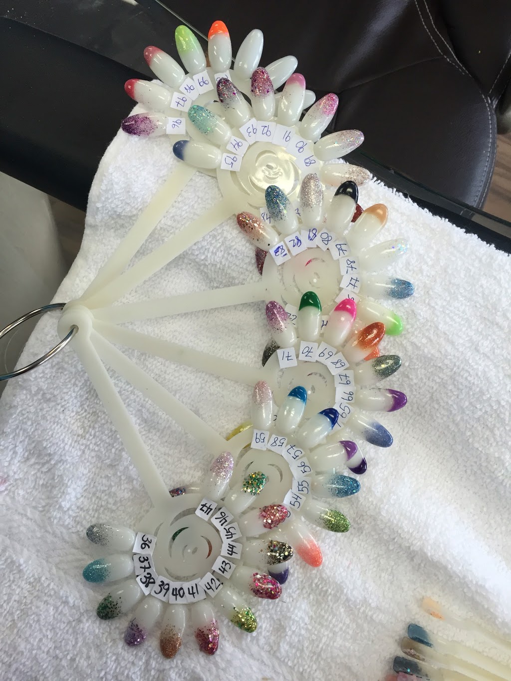 glams nail studio | 3H7, 3091 271 St, Langley Twp, BC V4W 3X3, Canada | Phone: (604) 856-8857