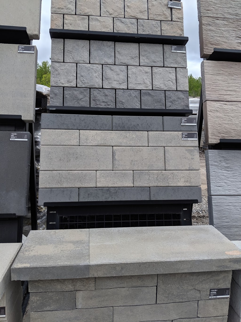 Montreal Brick & Stone - Vaudreuil | 550 Route de la Cité des Jeunes, Saint-Lazare, QC J7T 2A7, Canada | Phone: (450) 455-5658