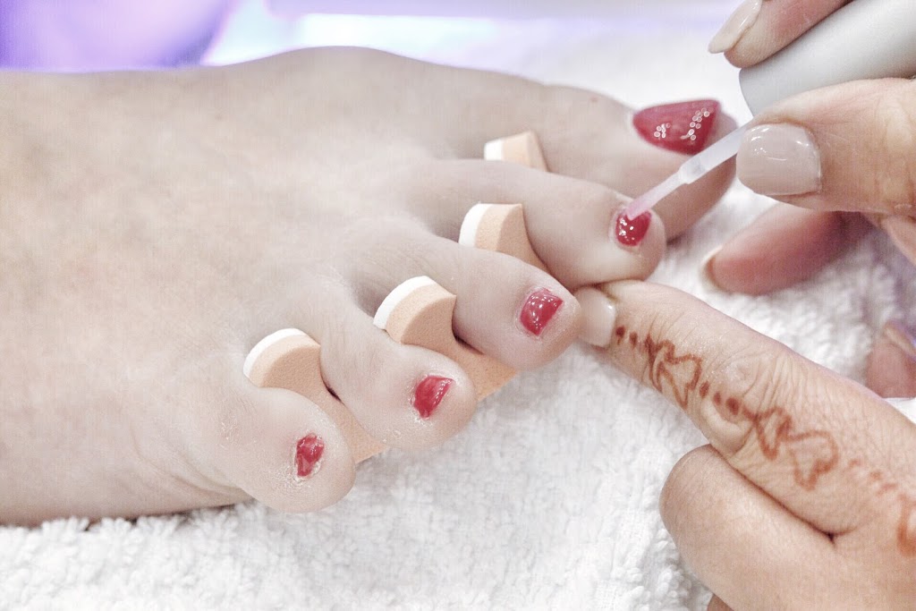 Forever Young Laser Skin Rejuvenation | 5540 Windermere Blvd #5564, Edmonton, AB T6W 2Z8, Canada | Phone: (780) 758-7727