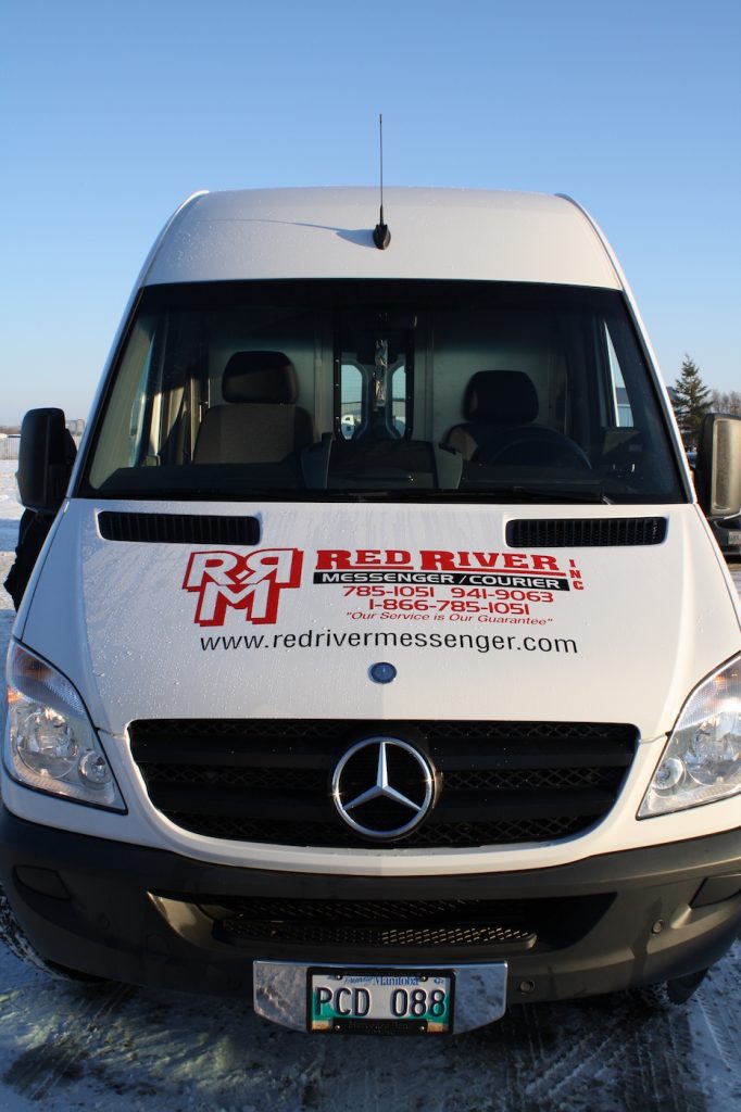 Red River Messenger Courier Inc. | 701 Greenwood Ave, Selkirk, MB R1A 3T5, Canada | Phone: (866) 785-1051