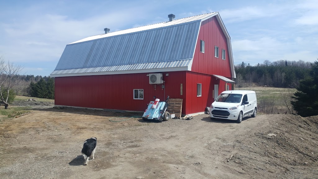 Rucher Mellifera | 3951 Rang Sainte Anne, Saint-Norbert, QC J0K 3C0, Canada | Phone: (450) 835-3266