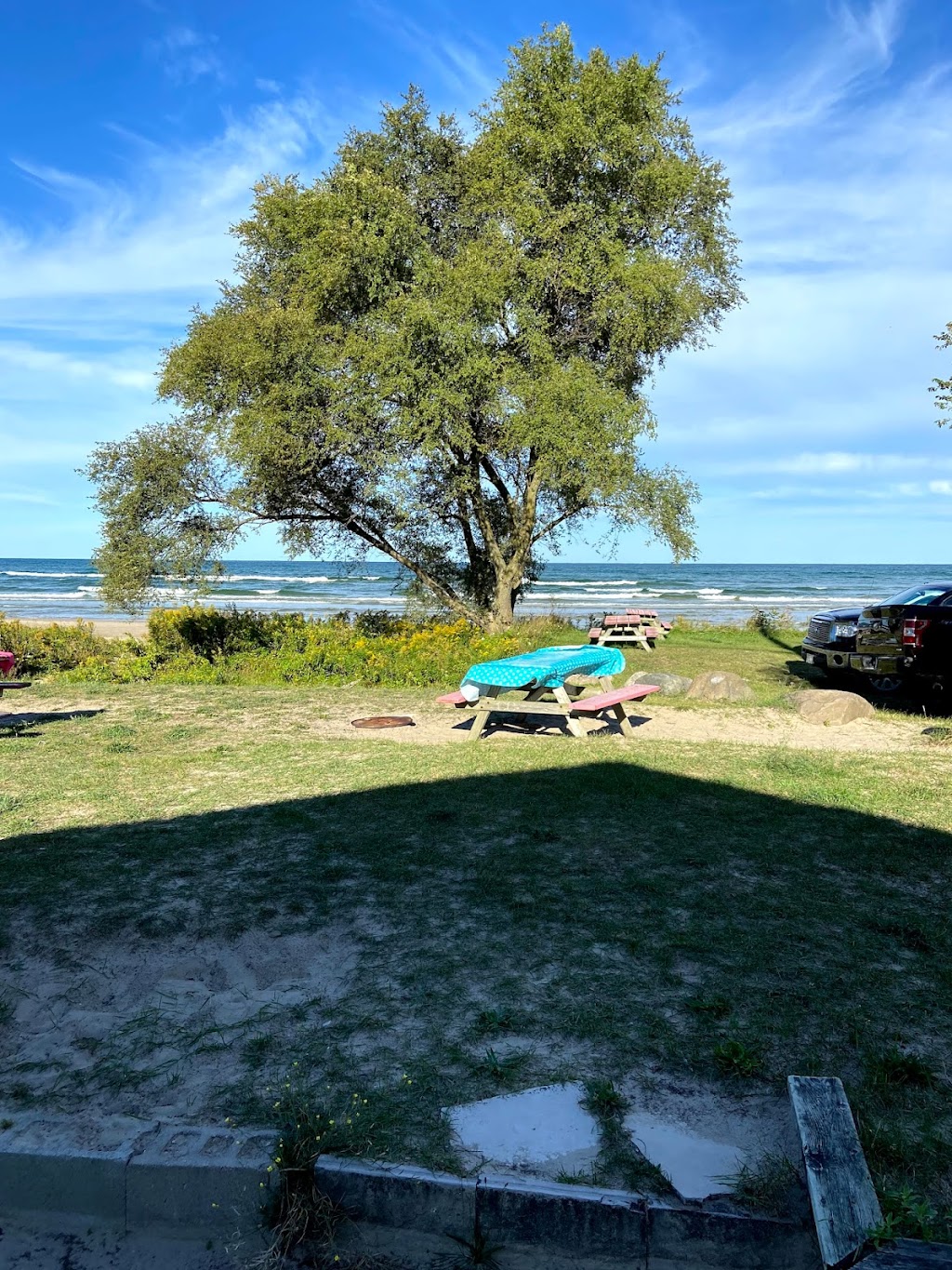 The Westview Beach Villas | 7 22nd St S, Sauble Beach, ON N0H 2G0, Canada | Phone: (519) 422-2335