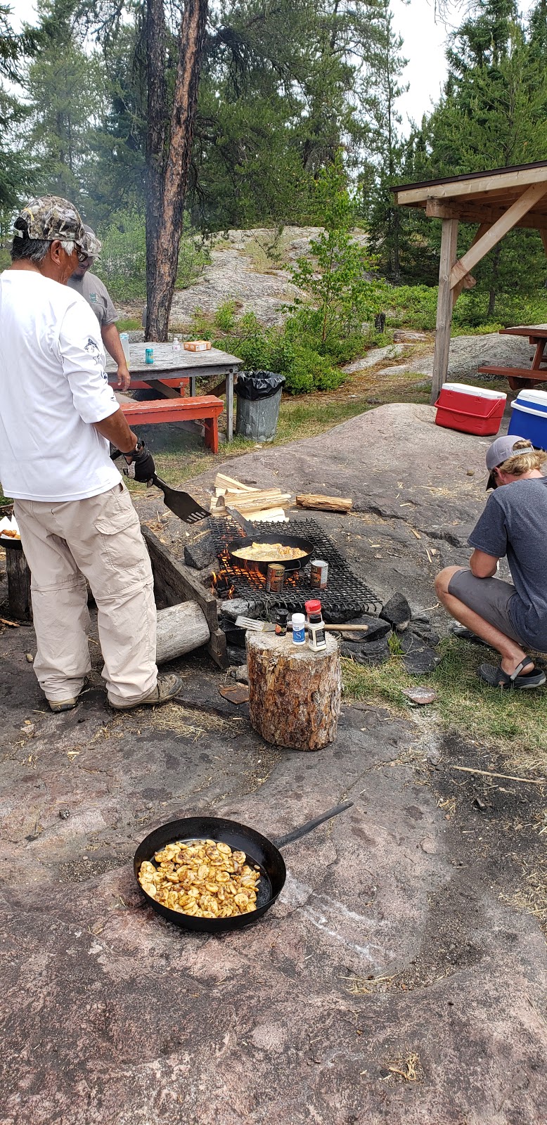 Halleys Kettle Falls Lodge | Minaki, ON P0X 1J0, Canada | Phone: (807) 224-3483