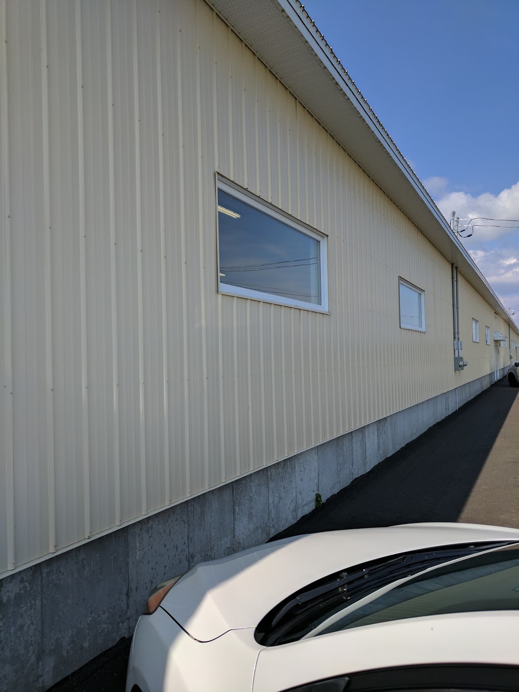 Neuville Airport | 521 Route Gravel, Neuville, QC G0A 2R0, Canada | Phone: (418) 571-0624