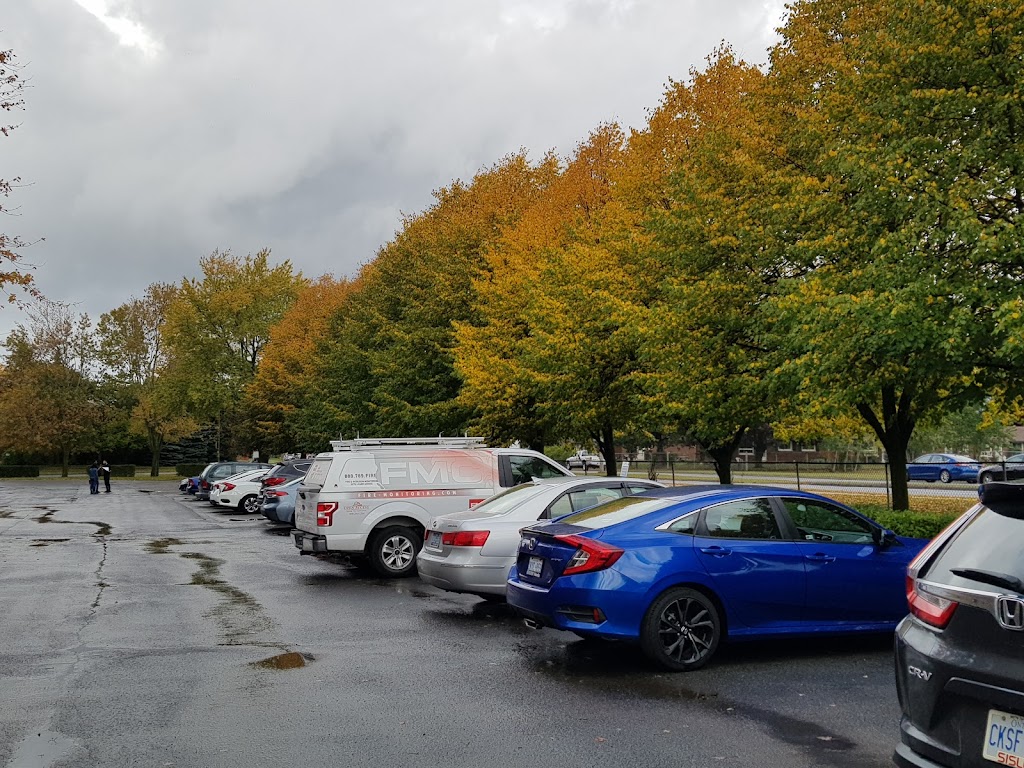 An Clachan Complex | 47 Van Order Dr, Kingston, ON K7M 2W8, Canada | Phone: (613) 533-2000