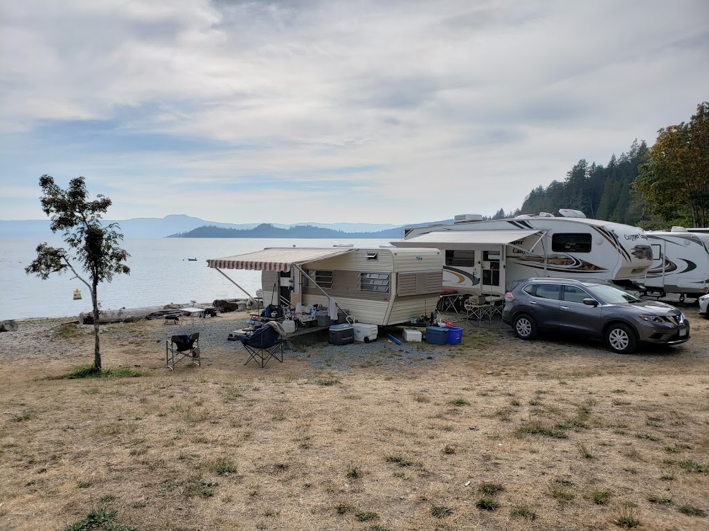 Kents Beach Resort | 14171 101 Hwy, Powell River, BC V8A 0N1, Canada | Phone: (604) 487-9386