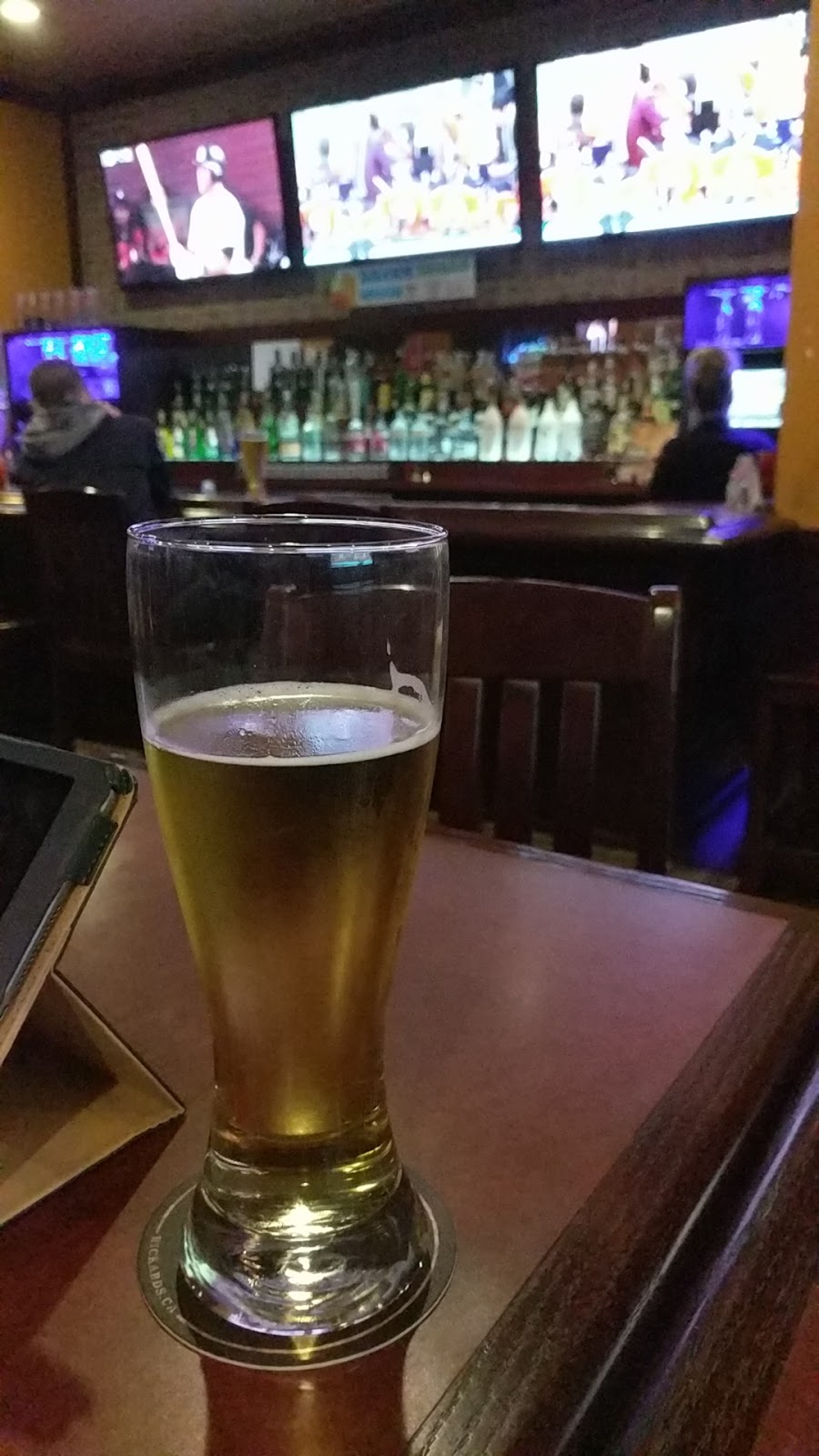 St. Louis Bar & Grill | 5003 N. Highway 69, Hanmer, ON P3P 1B9, Canada | Phone: (705) 969-5454
