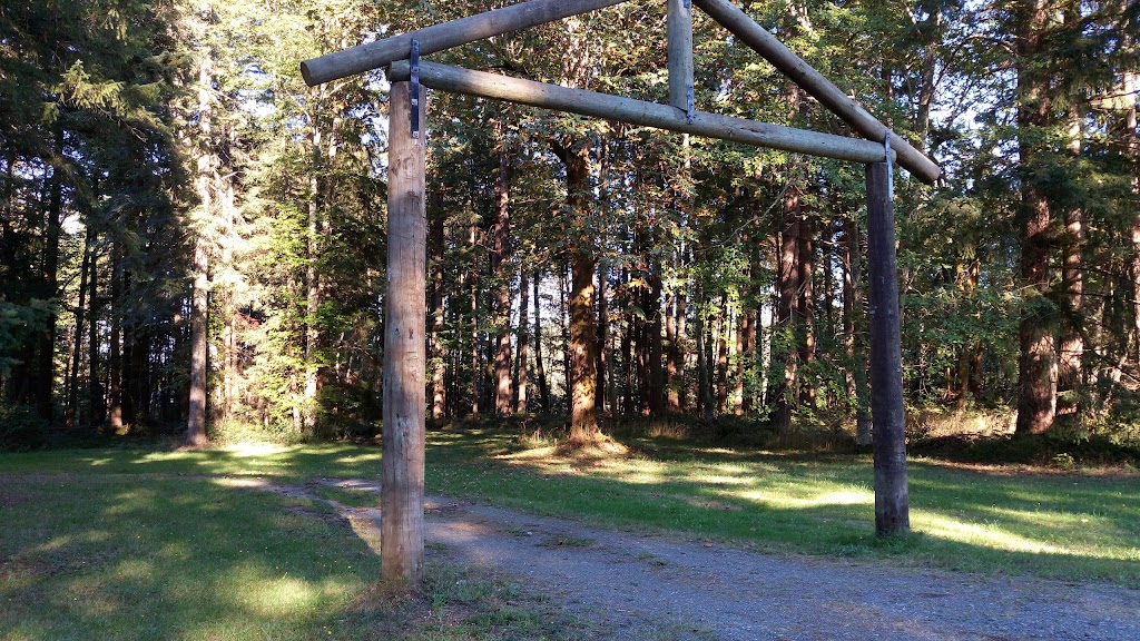 Stone Tree Cottage | 2271 Lake Trail Rd, Courtenay, BC V9N 9C3, Canada | Phone: (250) 338-9785