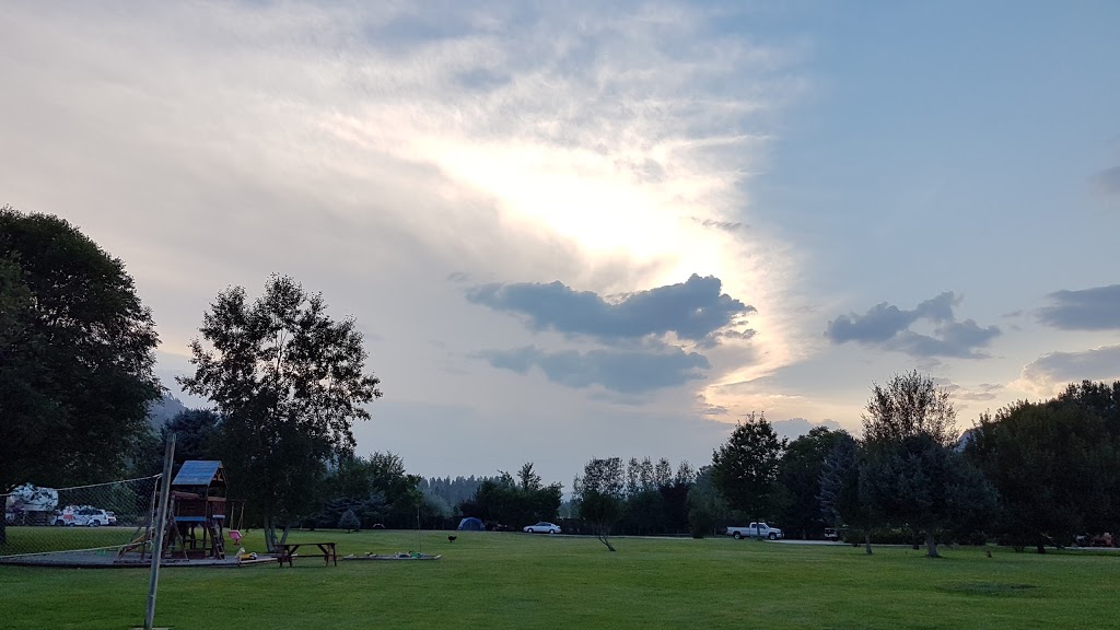 Kettle River RV Park | 3255 BC-3, Rock Creek, BC V0H 1Y0, Canada | Phone: (250) 446-2225