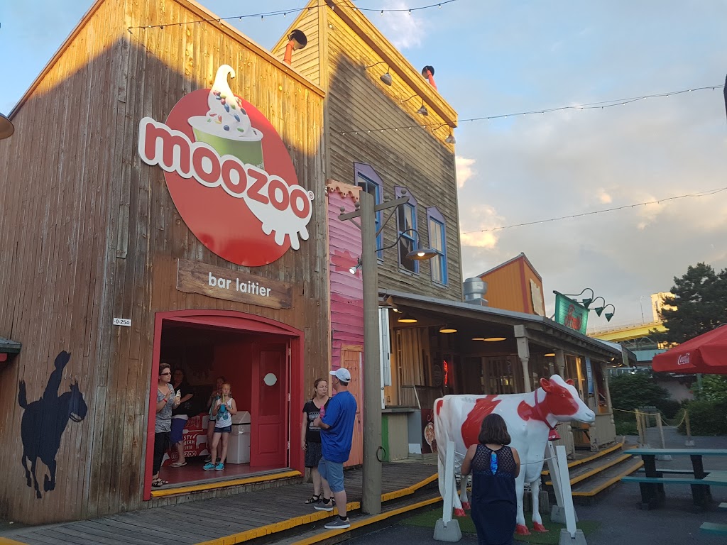 La Ronde | 22 Chemin Macdonald, Montréal, QC H3C 6A3, Canada | Phone: (514) 397-2000