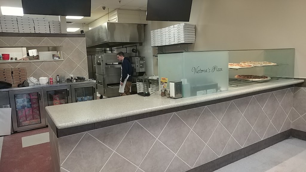 Victorias Pizza | restaurant | 210 Kortright Rd W, Guelph, ON N1G 4X4, Canada | 5198365000 OR +1 519-836-5000