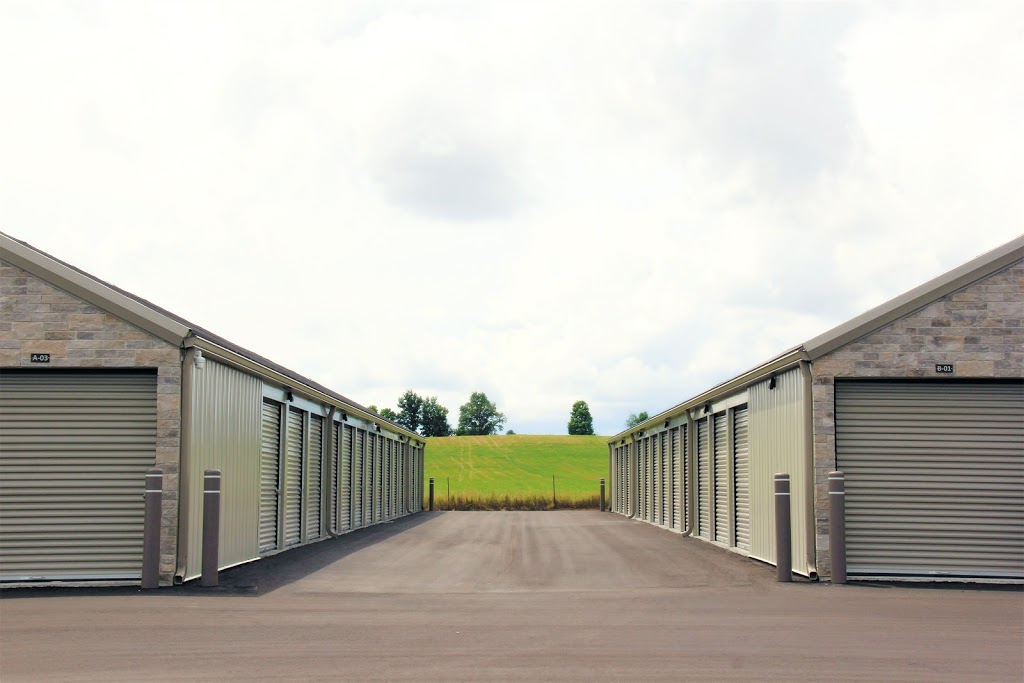 Robinson Storage | 586 Robinson Rd, Ennismore, ON K0L 1T0, Canada | Phone: (705) 954-5454