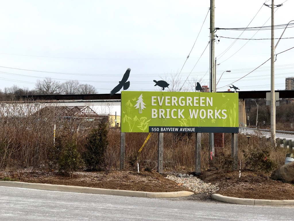 550 Bayview Ave (South Lot) | 550 Bayview Ave, Toronto, ON M4W 3X8, Canada