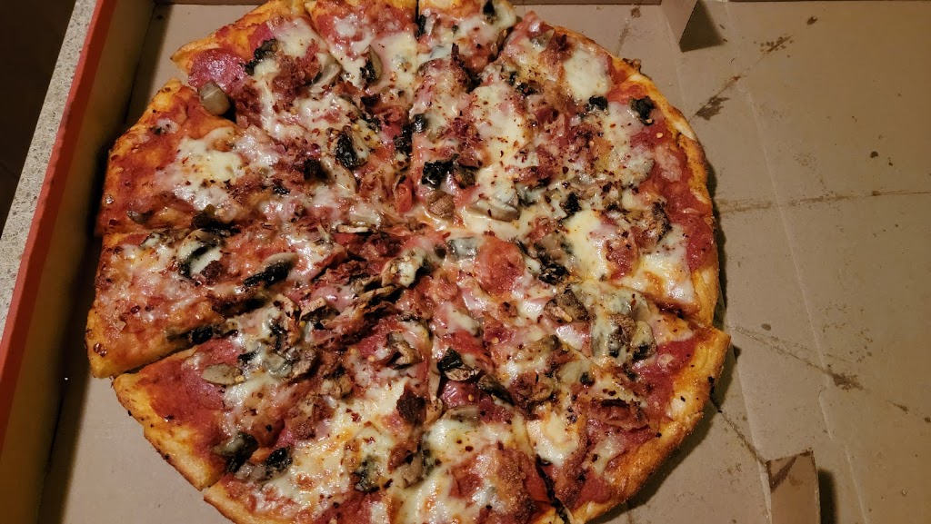 Square Boy Pizza | 91 Bridge St S, Hastings, ON K0L 1Y0, Canada | Phone: (705) 696-2411