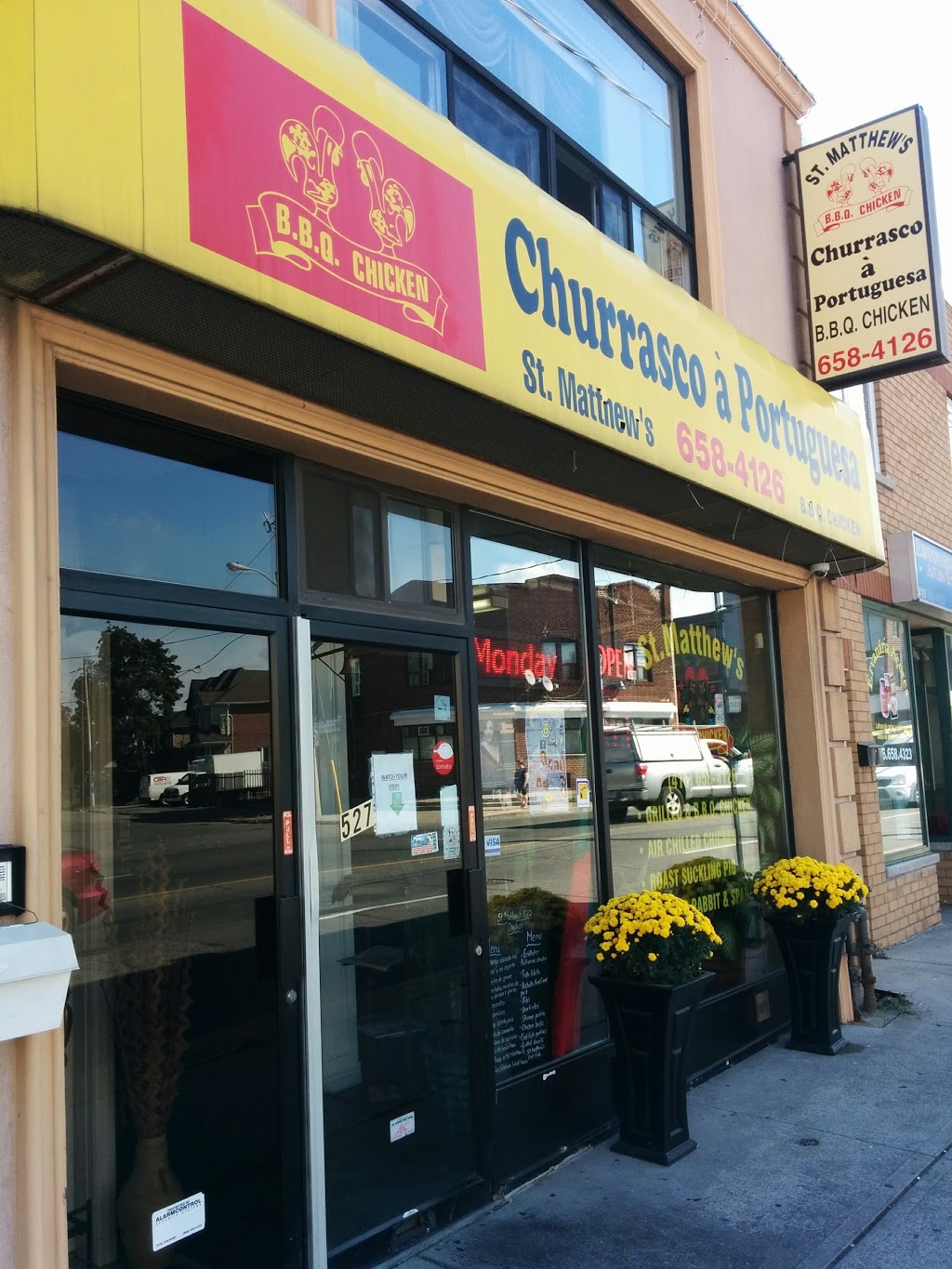 St Matthews BBQ Chicken | 527 Rogers Rd, York, ON M6M 1B4, Canada | Phone: (416) 658-4126