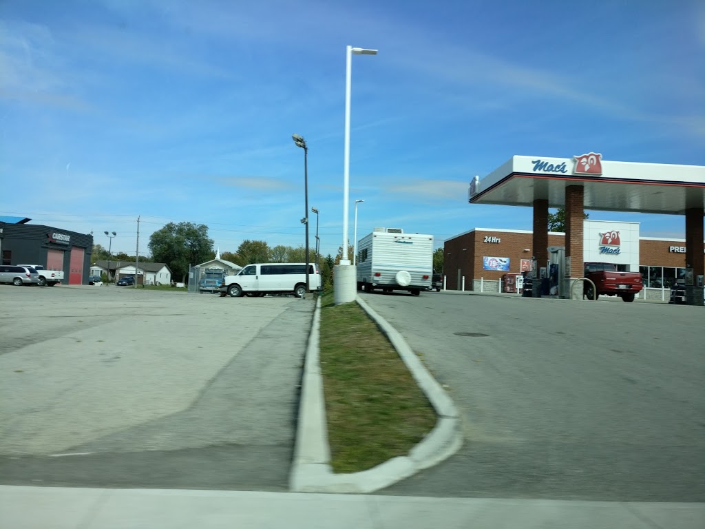 Macs Convenience Store | 108 Elora St N, Harriston, ON N0G 1Z0, Canada | Phone: (519) 338-3041