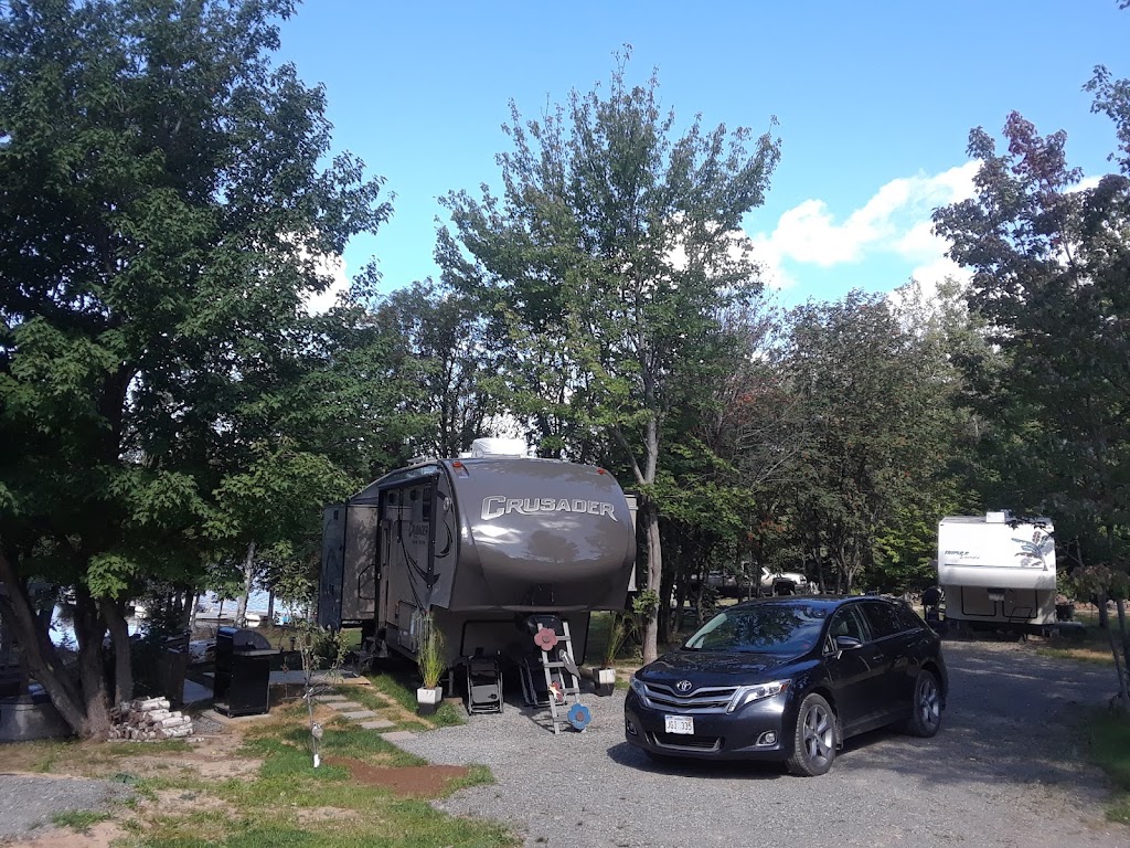 Camping Eau Ti-Bonheur | 740 Chem. St Charles S, Paroisse de Saint-Charles, NB E4W 4X7, Canada | Phone: (506) 850-4590