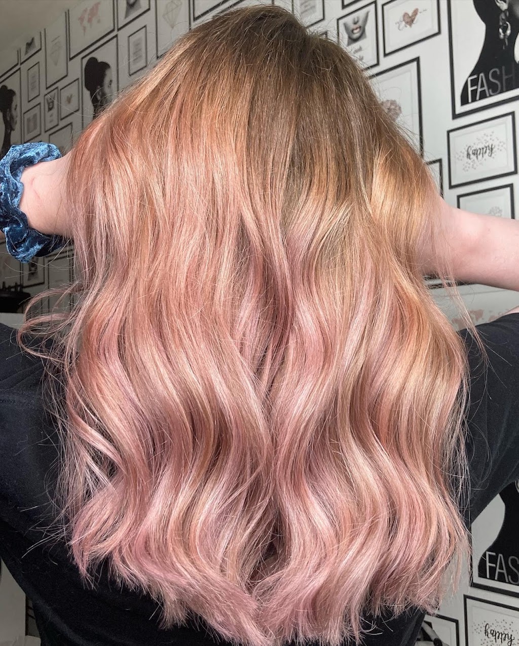 Salon de coiffure Lévis - Salon Colora | 528 Rue de la Champagne, Lévis, QC G6C 1S8, Canada | Phone: (581) 996-0582