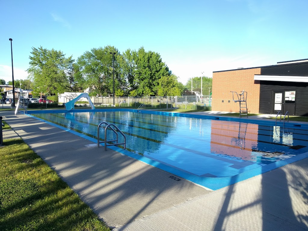 Douville Recreation Center | 5065 Rue Gouin, Saint-Hyacinthe, QC J2S 1E3, Canada | Phone: (450) 773-7811