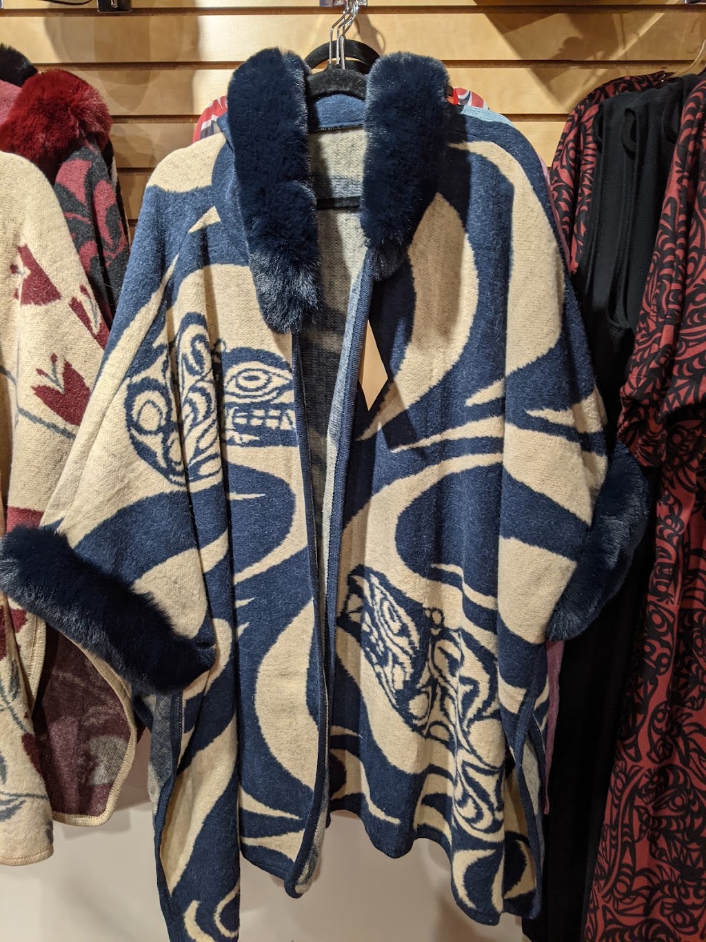 I-Hos Gallery | 3310 Comox Rd, Courtenay, BC V9N 3P8, Canada | Phone: (250) 339-7702