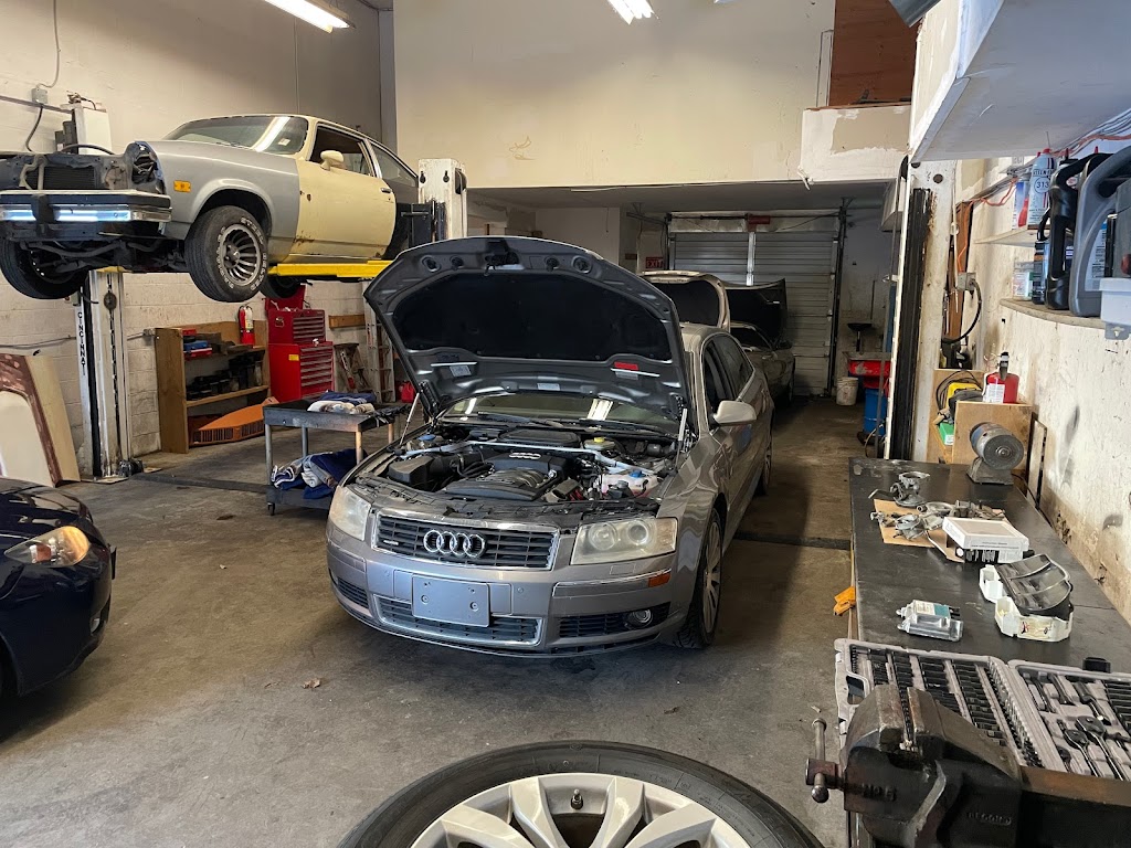 Pauls Auto Shoppe | 24037 Lougheed Hwy. #2, Maple Ridge, BC V2W 1G2, Canada | Phone: (236) 515-3863