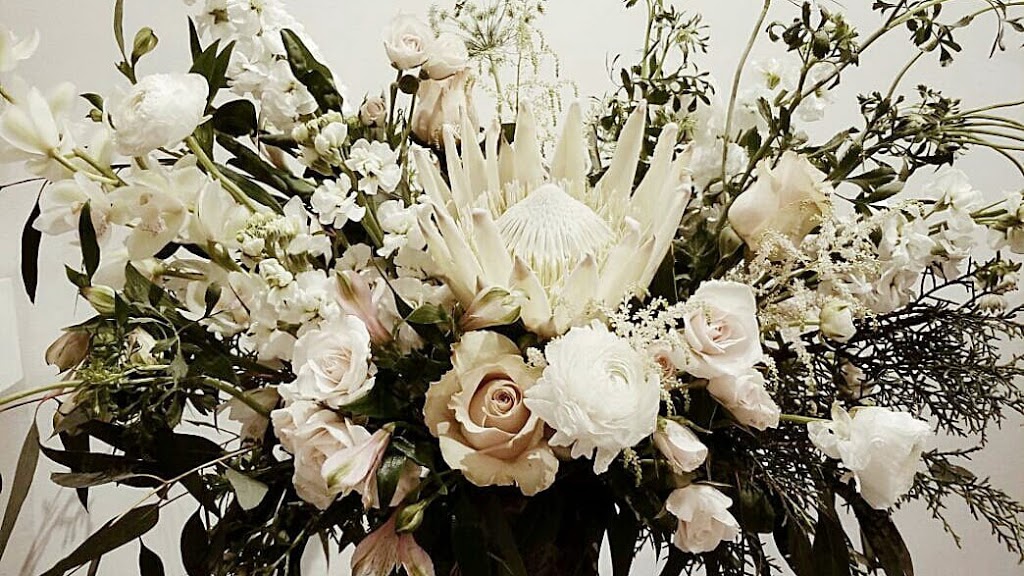 Village Botanicals | 10974 Barnston View Rd #101, Pitt Meadows, BC V3Y 0B9, Canada | Phone: (604) 202-6861