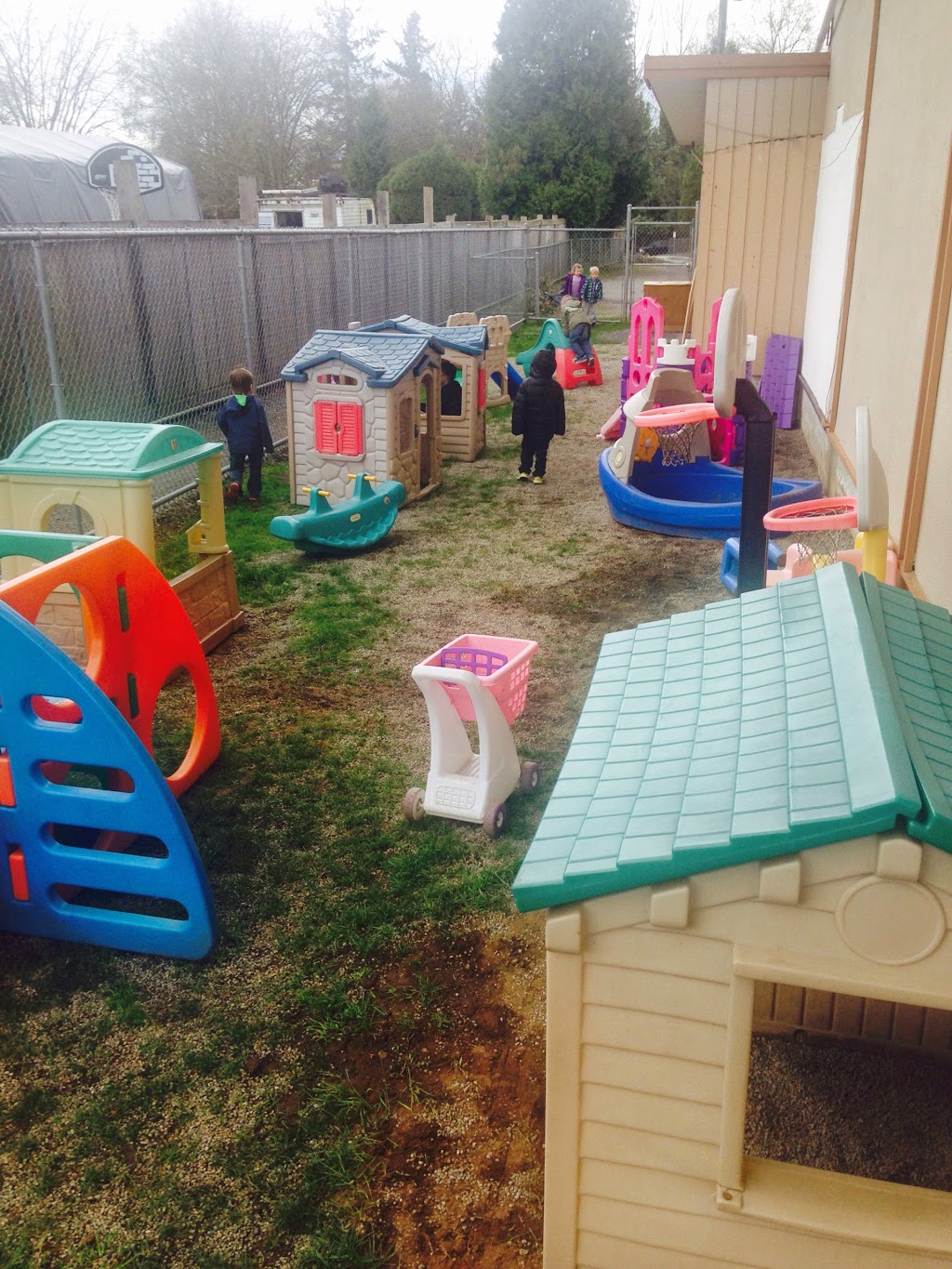 Little Explorers Pre School | 12145 Laity St, Maple Ridge, BC V2X 5A7, Canada | Phone: (604) 783-2140