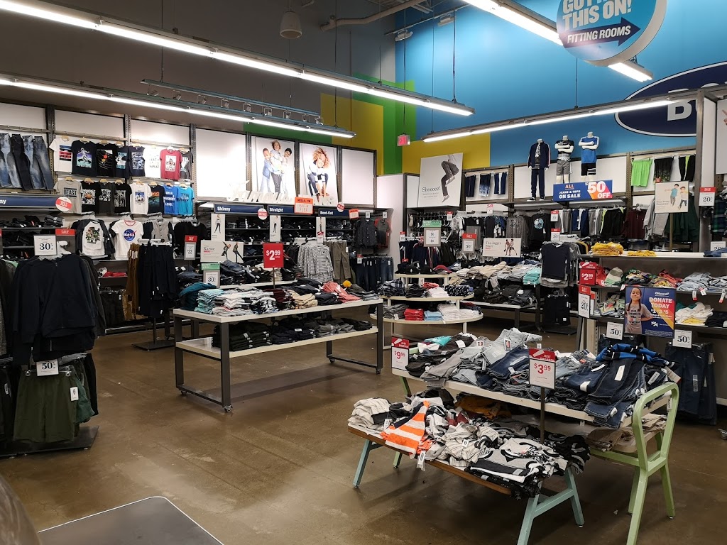 Old Navy | 830 St James St, Winnipeg, MB R3G 3J7, Canada | Phone: (204) 786-3868