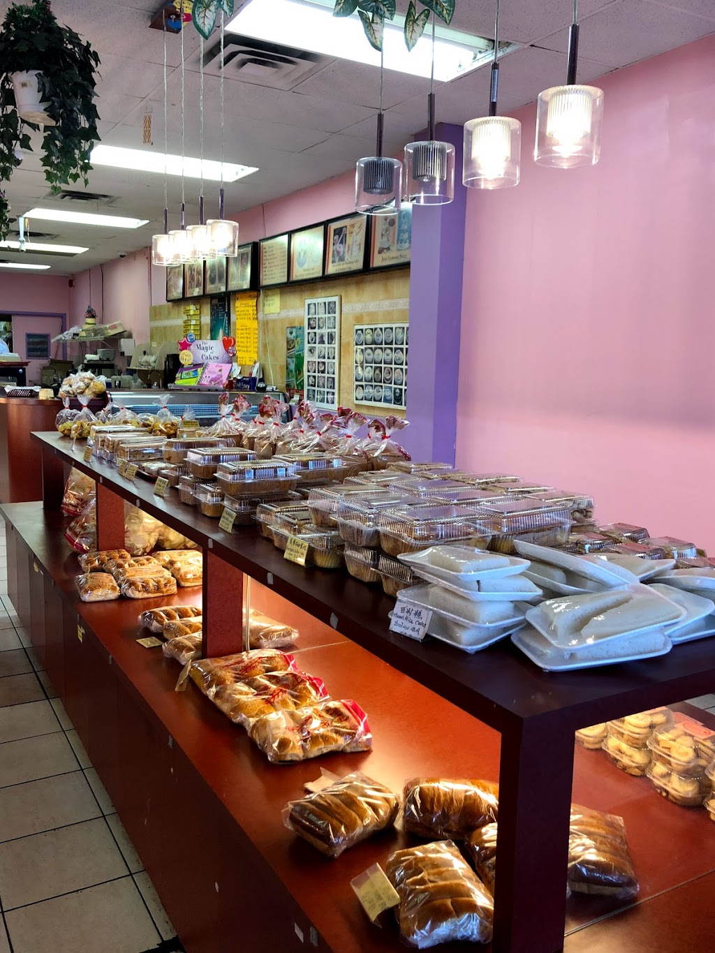 Cake House Bakery | 2300 Lawrence Av E, Scarborough, ON M1P 2R2, Canada | Phone: (416) 285-4341