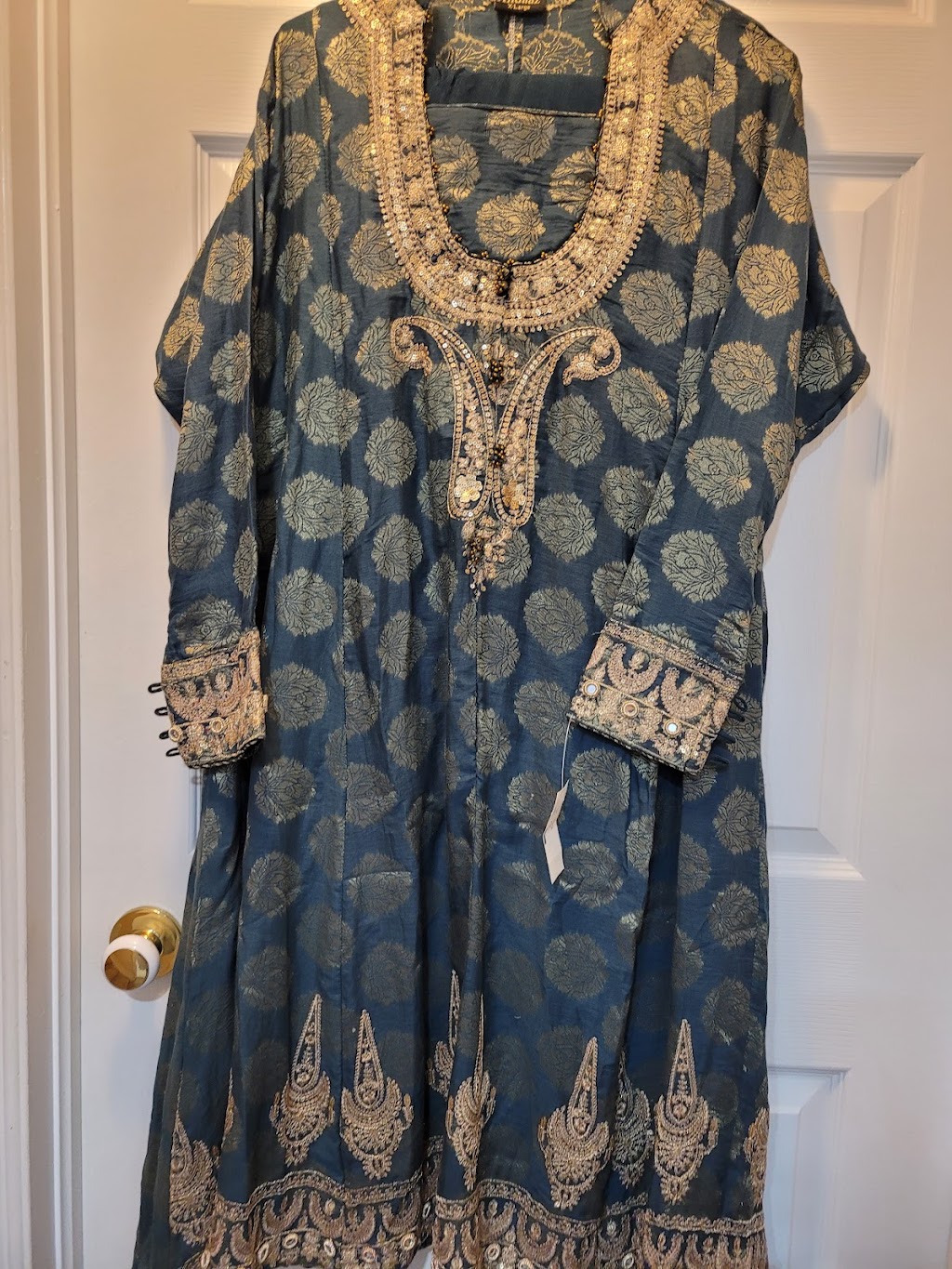 Gala fashion boutique | 4298 Owl Valley Dr, Gloucester, ON K1V 1L8, Canada | Phone: (289) 400-3239