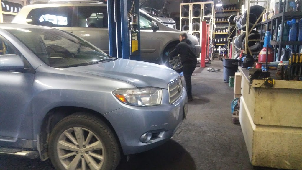 Pro-Tech Automotive | 3443 Wolfedale Rd Unit 5, Mississauga, ON L5C 1V8, Canada | Phone: (905) 275-0668