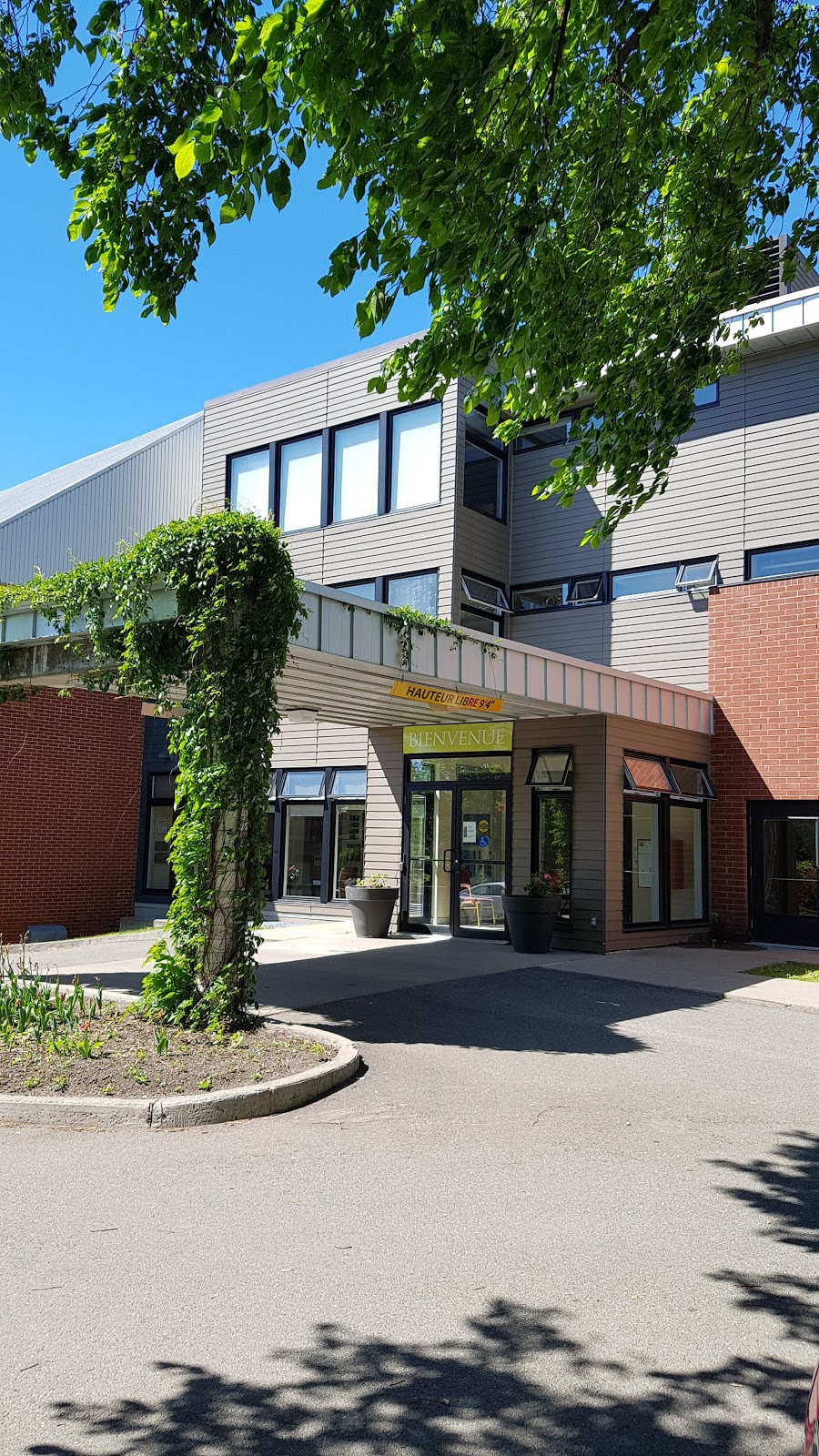 AVIVA Résidences | 3235 Rue de Galais, Québec, QC G1W 2Z7, Canada | Phone: (418) 653-6885