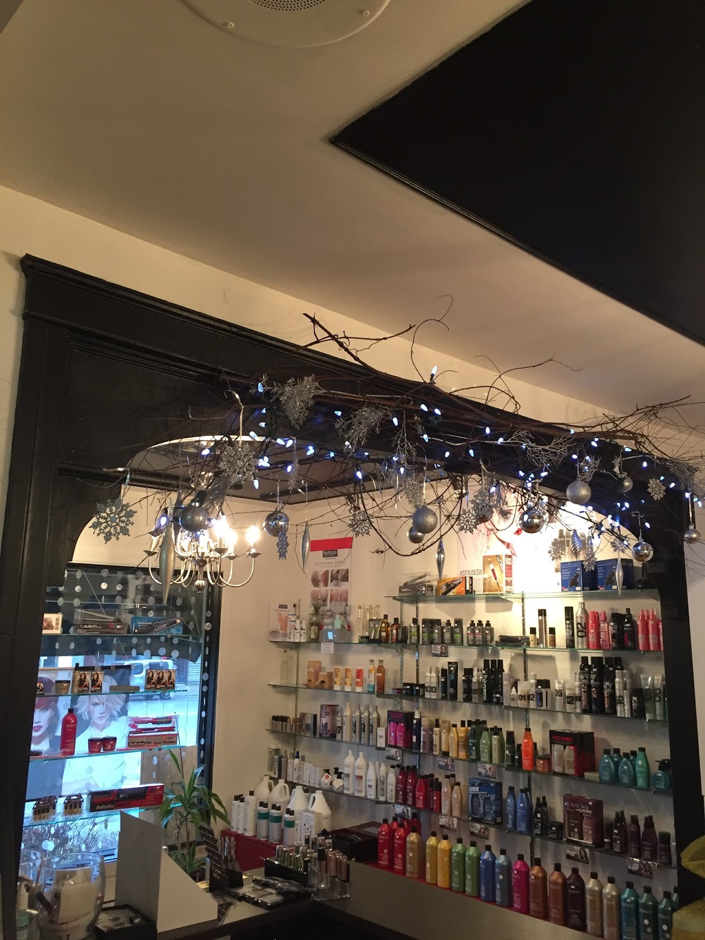 Ô Sommet de la Beauté | 62 Boulevard Ste Madeleine, Trois-Rivières, QC G8T 3K6, Canada | Phone: (819) 373-8486