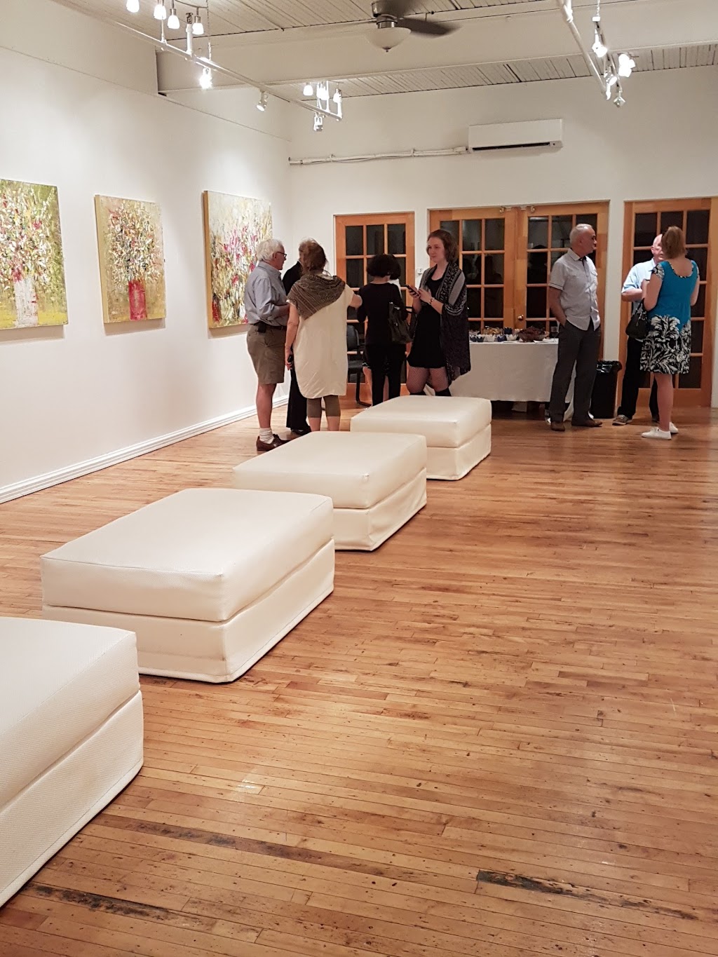 Centre dart E.K. Voland | 4710 Rue Saint-Ambroise, Montréal, QC H4C 3E6, Canada | Phone: (514) 935-1291