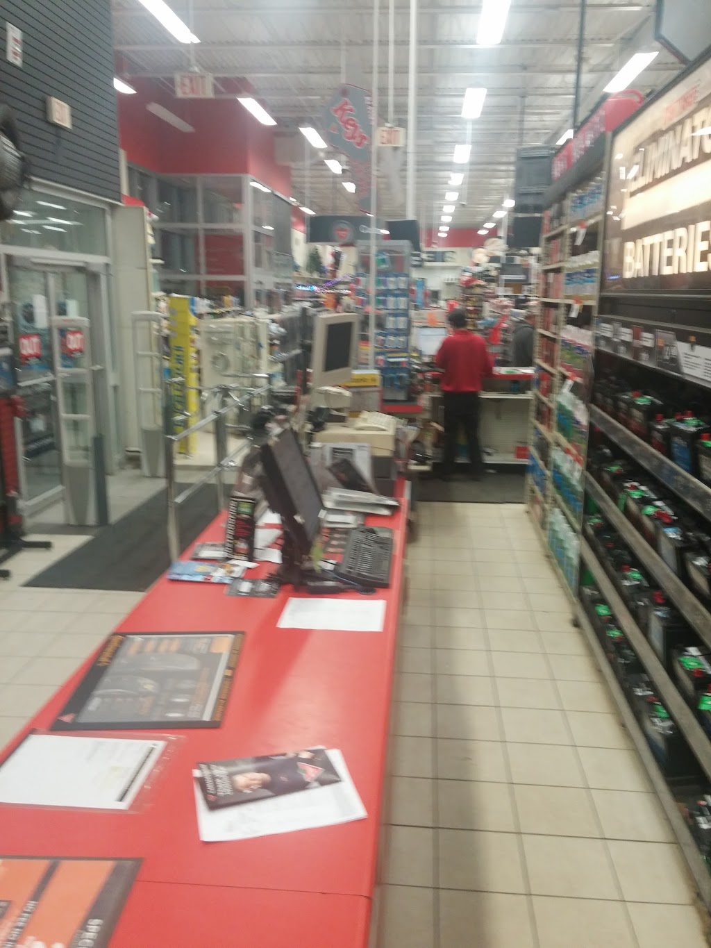Canadian Tire - Fergus, ON | 950 Tower St S, Fergus, ON N1M 3N7, Canada | Phone: (519) 843-3680