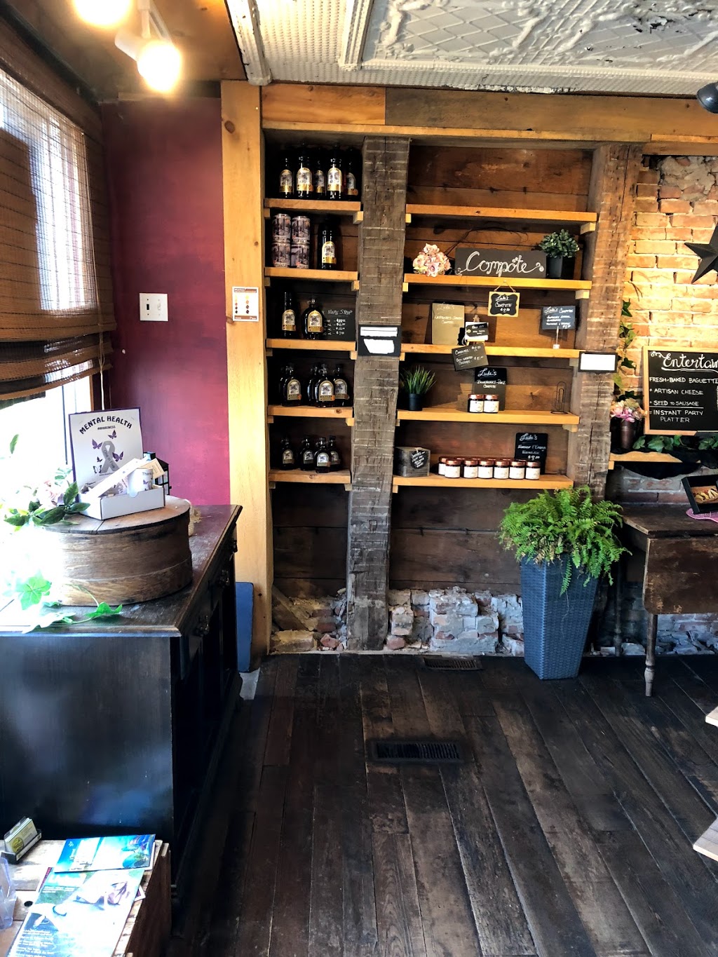 Lukes European Style Market | 29 Main St E, Athens, ON K0E 1B0, Canada | Phone: (613) 924-1844