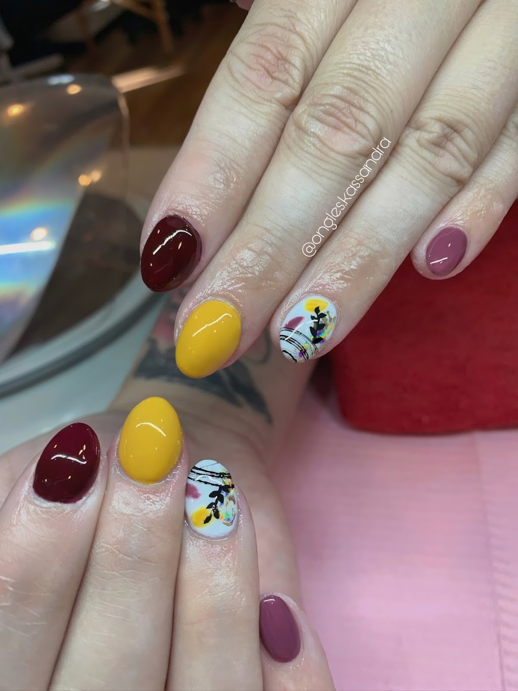 Ongles Kassandra | 431 Rue Simoneau, Thetford Mines, QC G6G 1T4, Canada | Phone: (418) 281-8533