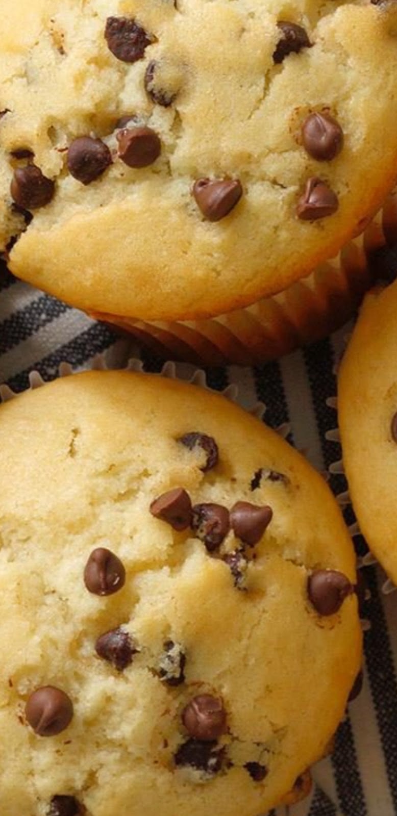 MERMS MUFFIN MADNESS N MORE | 273 Festival Way, Binbrook, ON L0R 1C0, Canada | Phone: (905) 518-3068