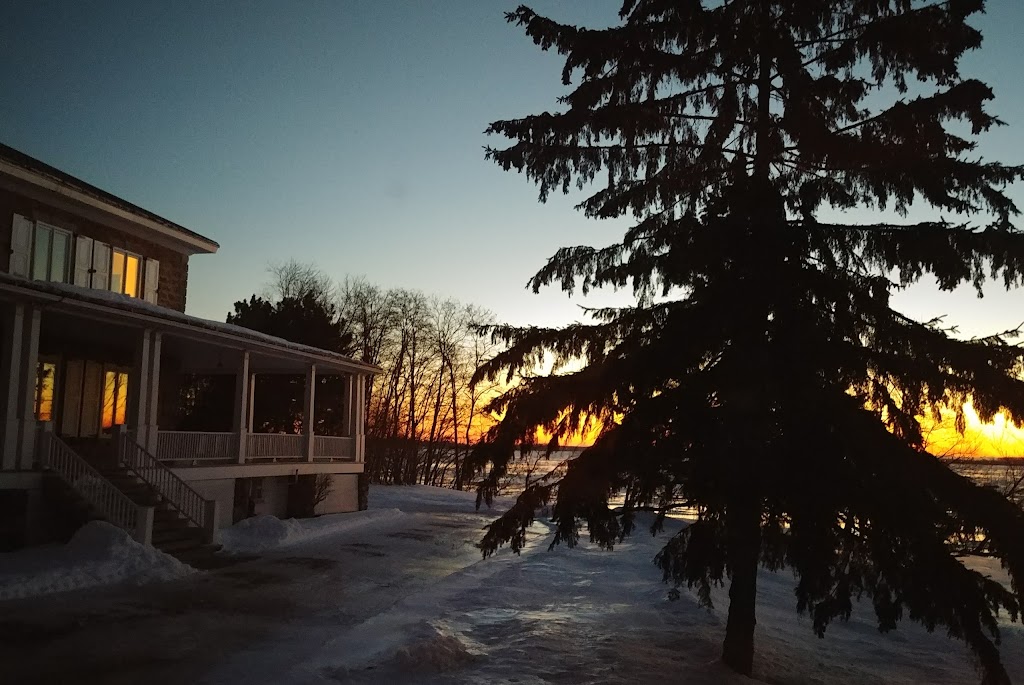 Manoir de Beaujeu | 506 Chem. du Fleuve, Coteau-du-Lac, QC J0P 1B0, Canada | Phone: (450) 763-5788