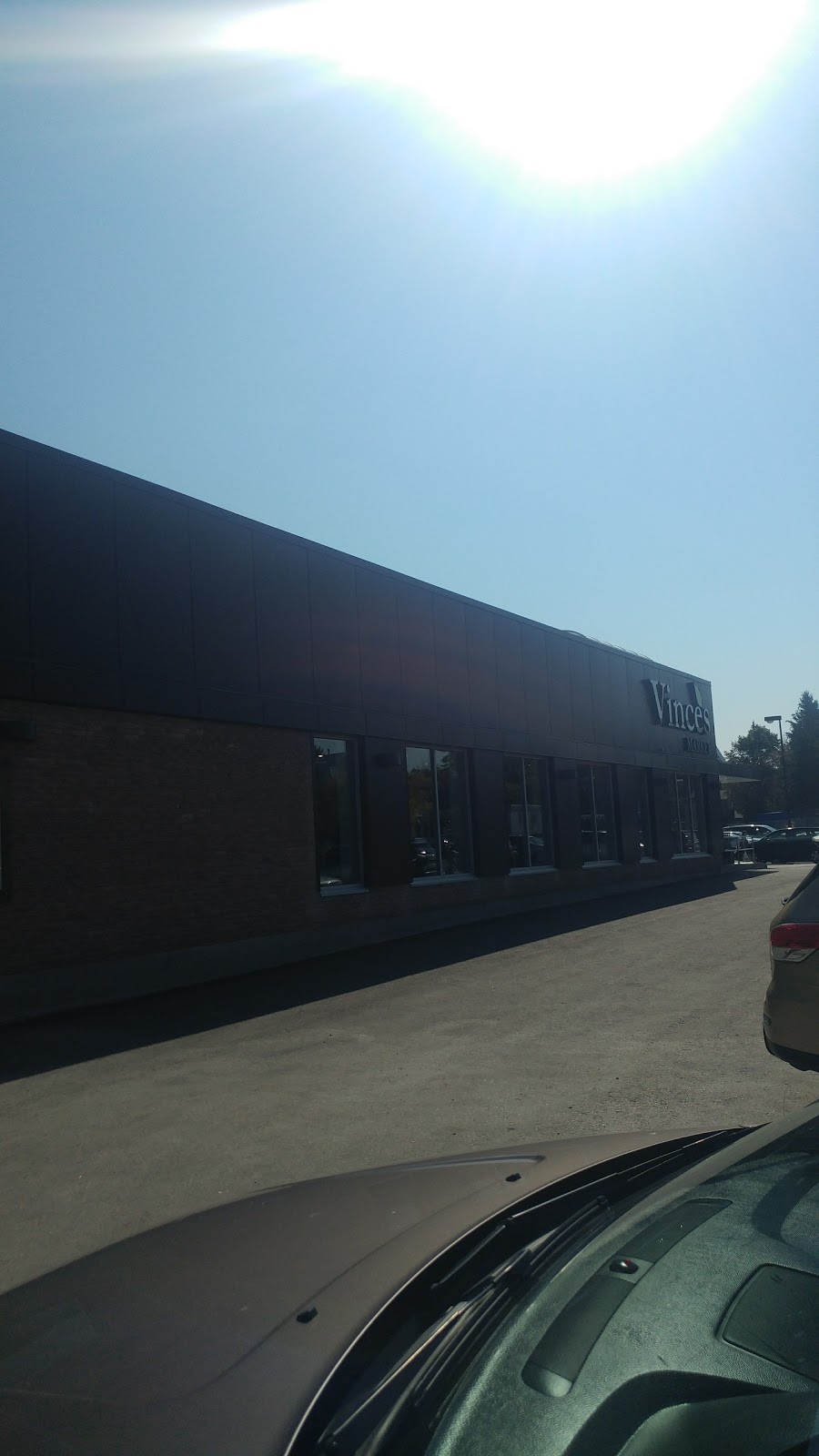 Vinces Market - Tottenham | 55 Queen St S Unit 1, Tottenham, ON L0G 1W0, Canada | Phone: (289) 318-0500