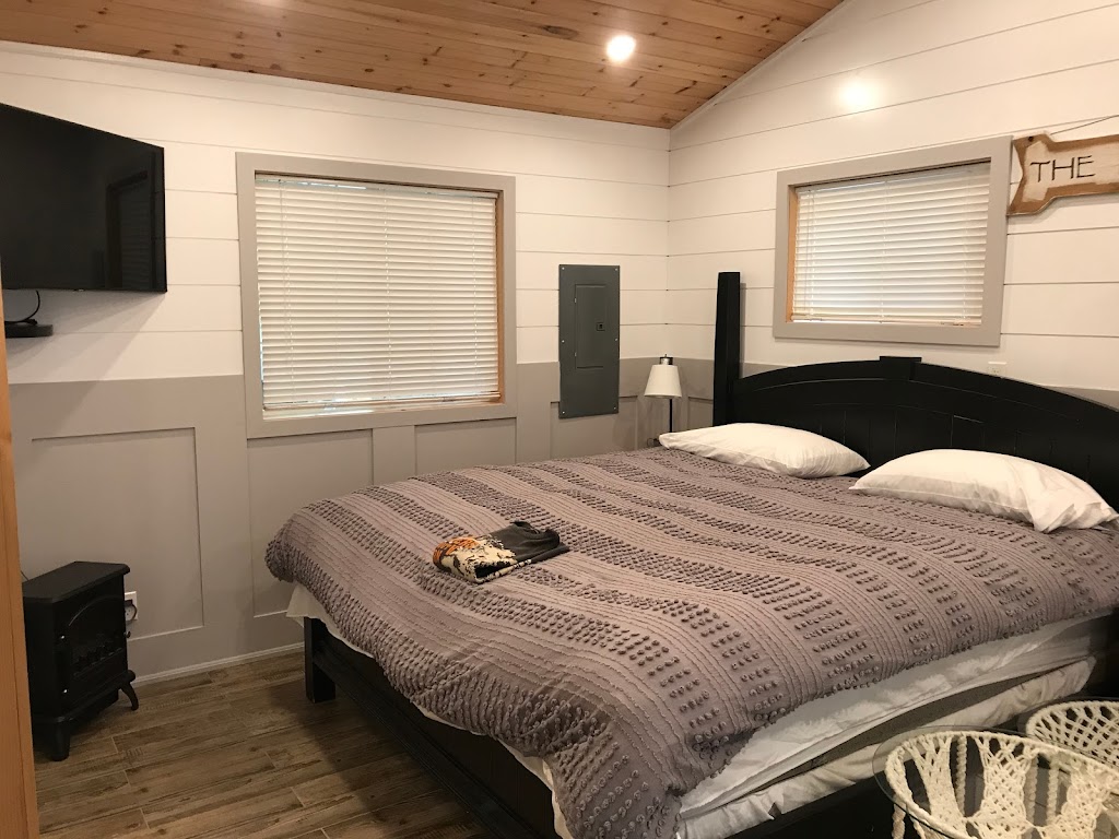 More Time In Muskoka | 581 Phillip St E, Gravenhurst, ON P1P 1M3, Canada | Phone: (705) 710-0418