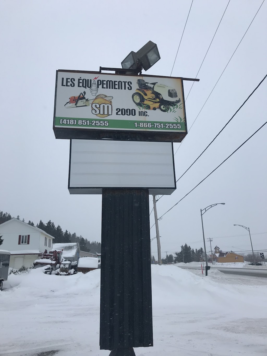 Les Équipements SM 2000 inc. | 39 Rte 132 O, Trois-Pistoles, QC G0L 4K0, Canada | Phone: (418) 851-2555