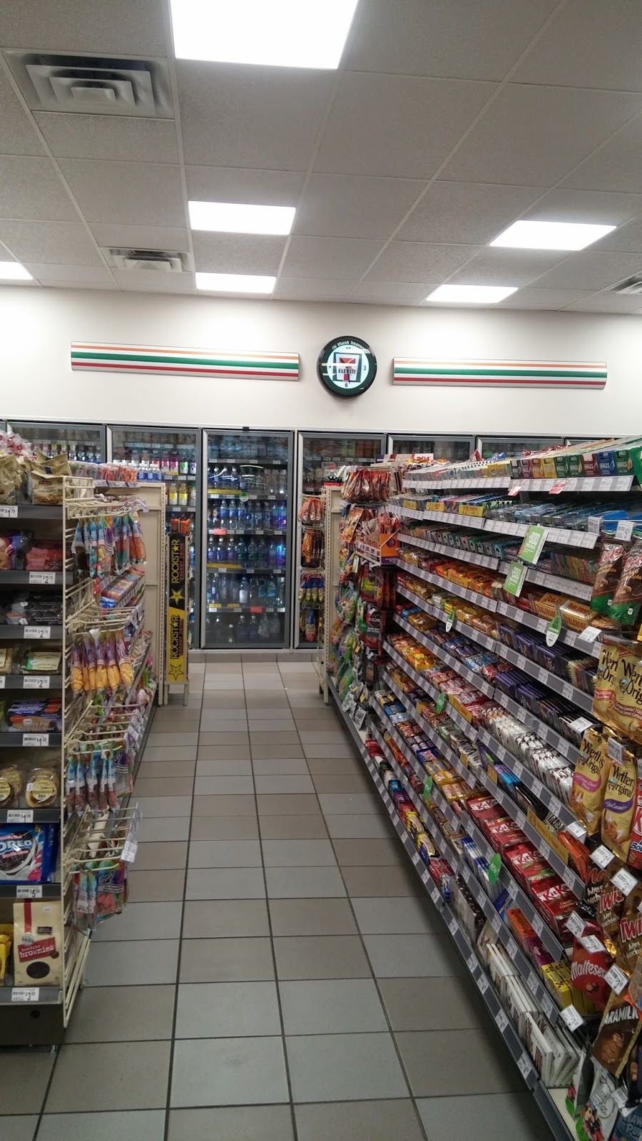 7-Eleven | 6422 120 St, Surrey, BC V3W 3M5, Canada | Phone: (778) 591-4695