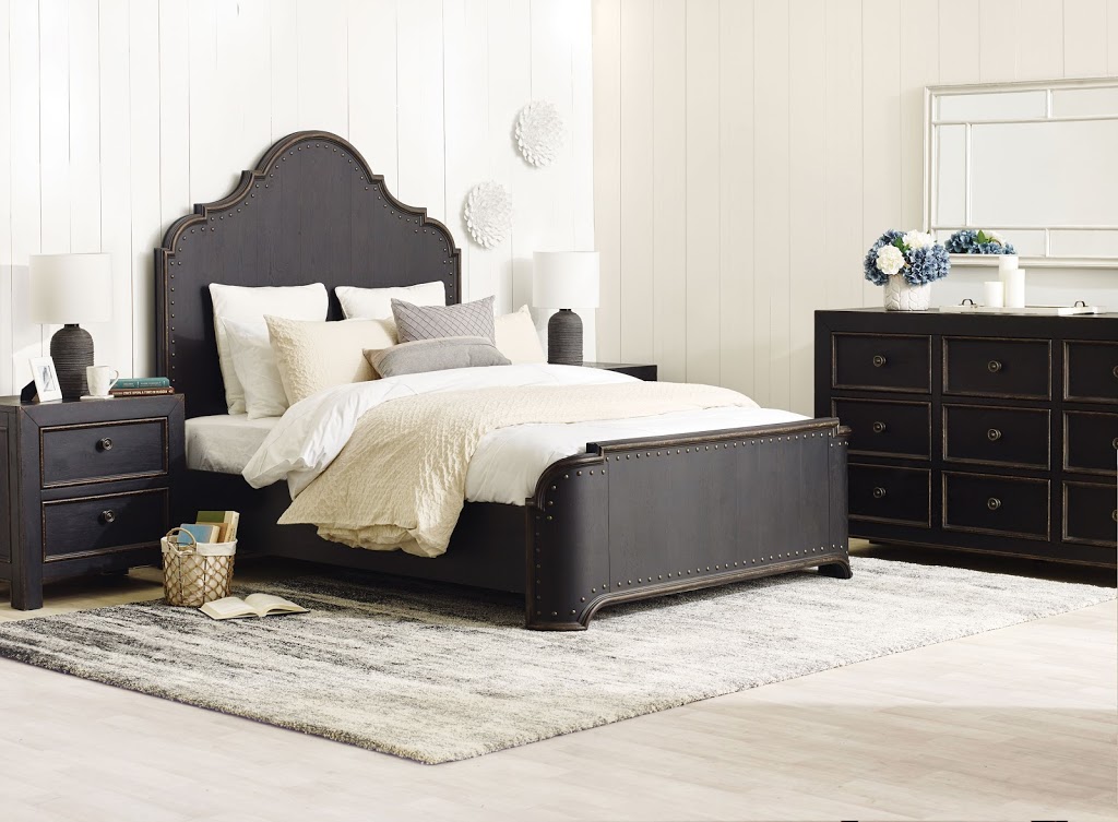 Urban Barn | 582 Chemin de Touraine Unit 1102-1103, Boucherville, QC J4B 5E4, Canada | Phone: (450) 655-5757
