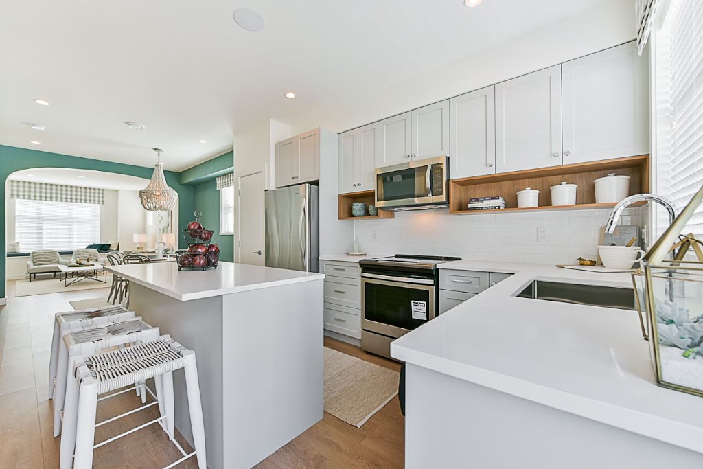 Roundhouse Townhouses | 27735 Roundhouse Dr, Abbotsford, BC V4X 0A2, Canada | Phone: (604) 229-9744